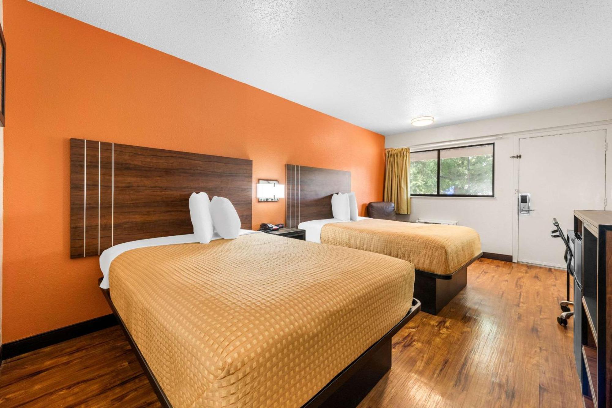 Econo Lodge Charlotte Airport Екстериор снимка